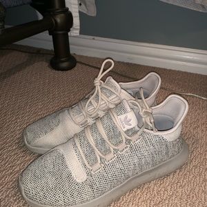 Tubular adidas